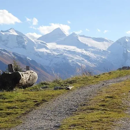 Friedheim, Haus Apartman Tux